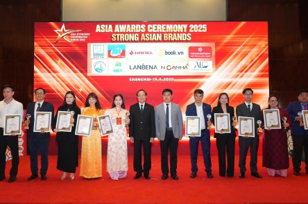 HANEL VÀ CHỦ TỊCH HANEL ĐƯỢC VINH DANH TẠI DIỄN ĐÀN HỢP TÁC KINH TẾ CHÂU Á 2025